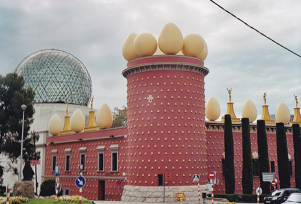 Dali museum from outside in Figueres