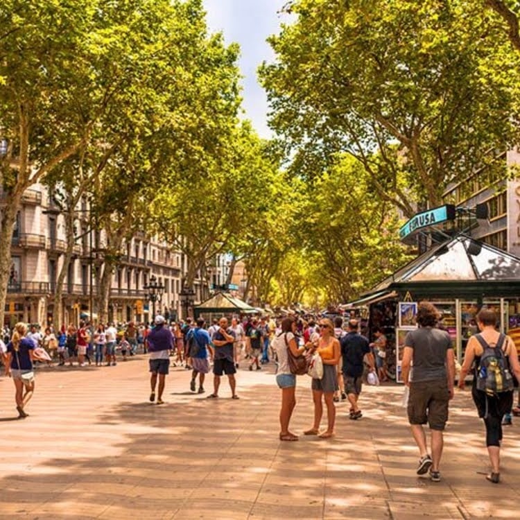 Rambla de Catalunya boulevard